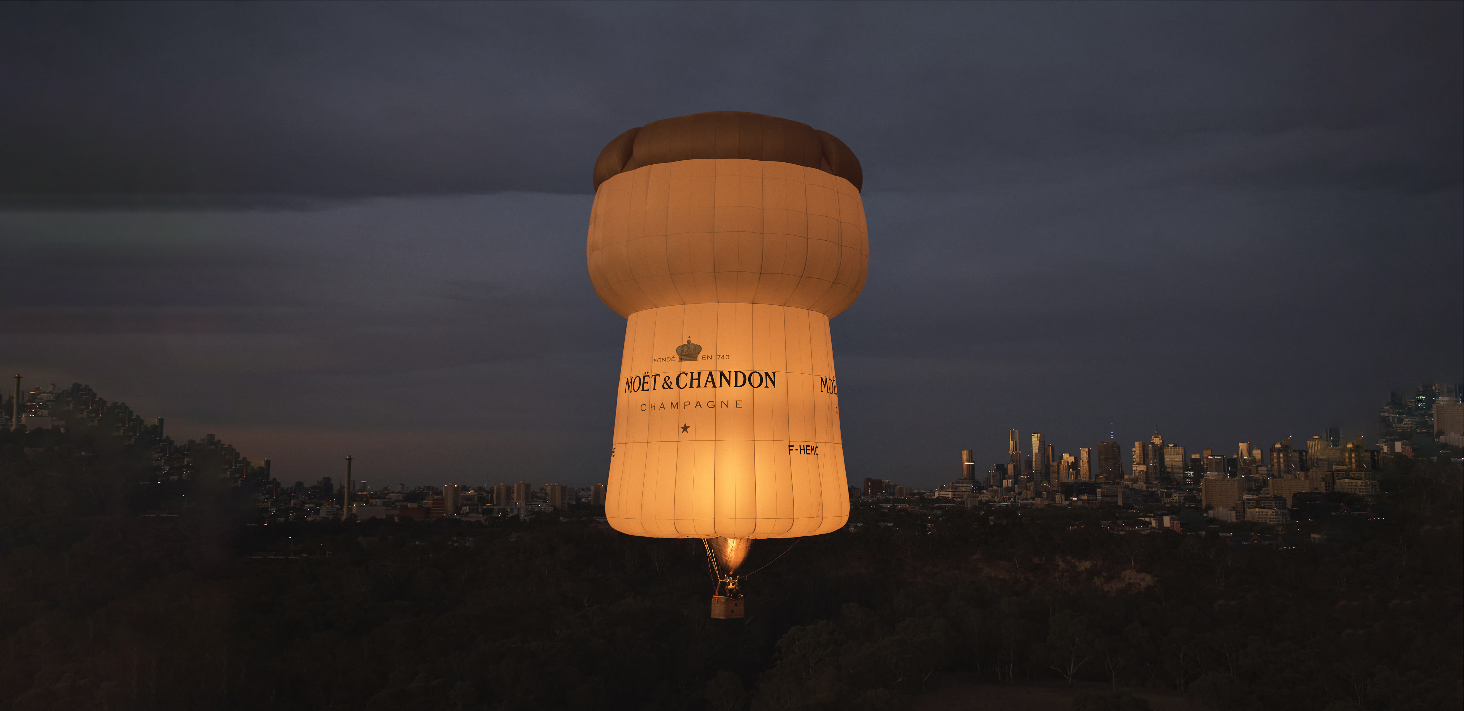 Hot air balloon
